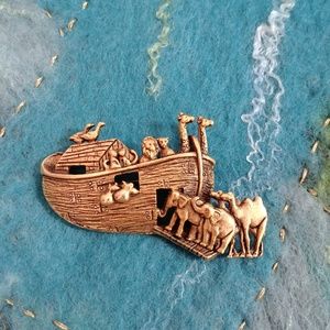 Noah's Ark Brooch Pin
